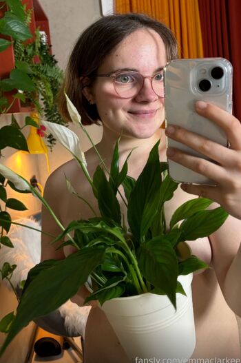 Full leaked Emma clarke private photo