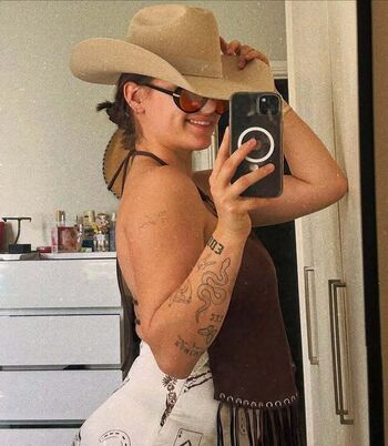 Full leaked Emma hudson private photo