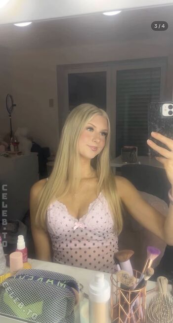 emma_jelschen