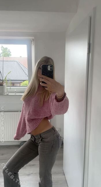Full leaked Emma jelschen private photo
