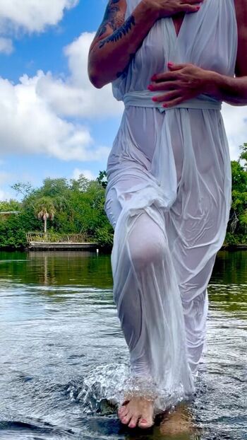 Full leaked Emma kitten private photo