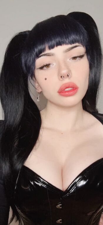 Full leaked Emma langevin page private photo