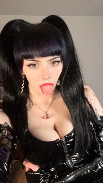 Full leaked Emma langevin page private photo