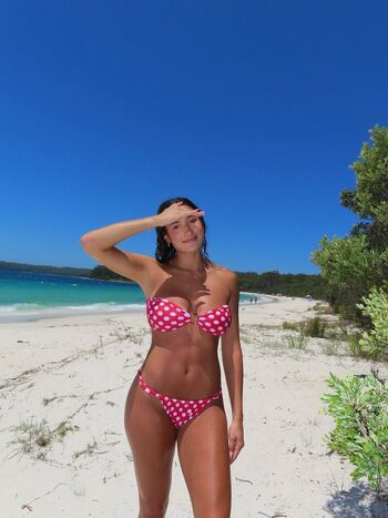 Full leaked Emma lee page private photo