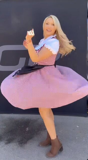 Full leaked Emma louise jones private photo