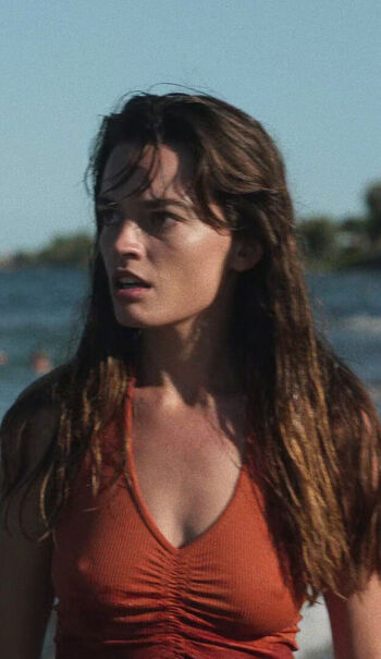 Full leaked Emma mackey private onlyfans photo