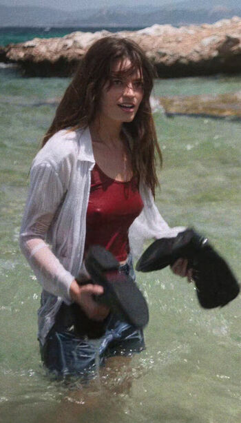 Full leaked Emma mackey private onlyfans photo