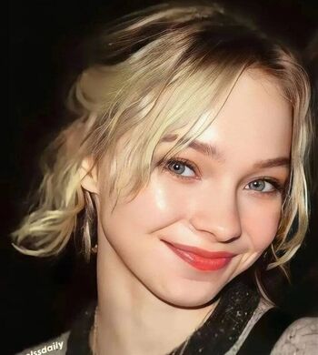 Full leaked Emma myers page private onlyfans photo