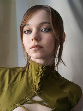 Emma Myers