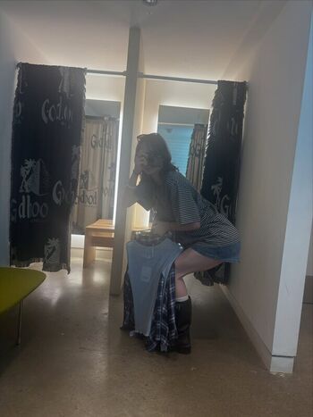 Full leaked Emma myers page private photo
