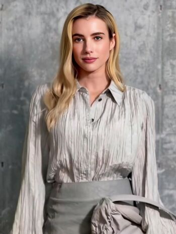Full leaked Emma roberts private photo