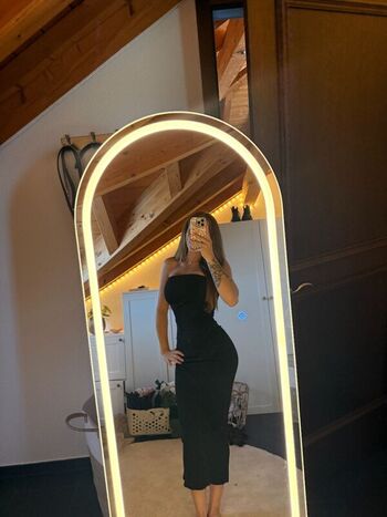 Full leaked Emma spice private photo
