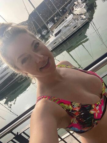 Full leaked Emma vardy private photo