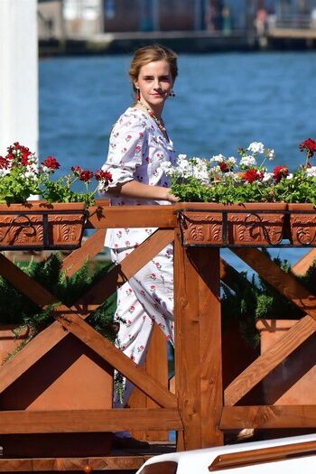 Full leaked Emma watson private photo