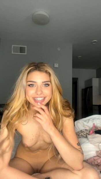 Full leaked Emma private photo