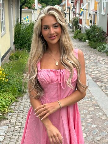 Full leaked Emmafernlund private photo