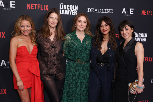 Full leaked Emmanuelle chriqui  page private onlyfans photo