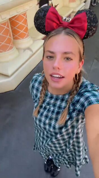 Full leaked Emmi butler private photo