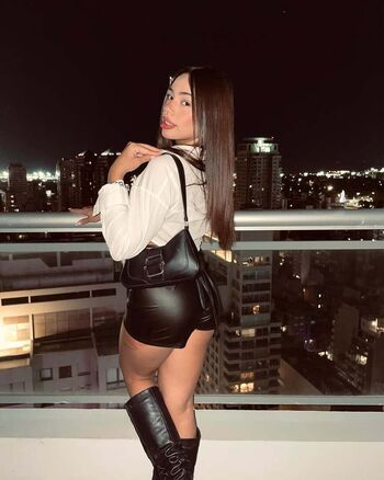 Full leaked Emmibrown private photo