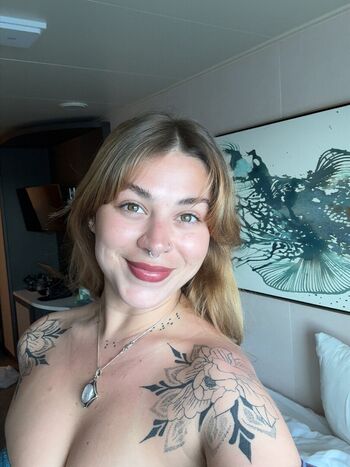 Full leaked Emmily mello private onlyfans photo