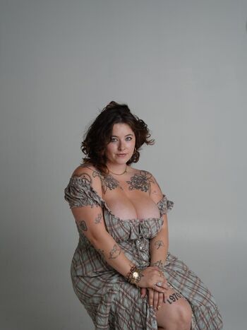 Full leaked Emmmmakait private photo