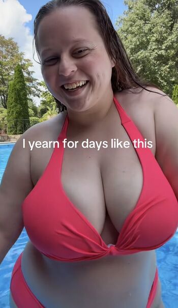 Full leaked Emmybear private photo