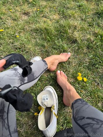 Full leaked Emmysfeetandsocks private photo