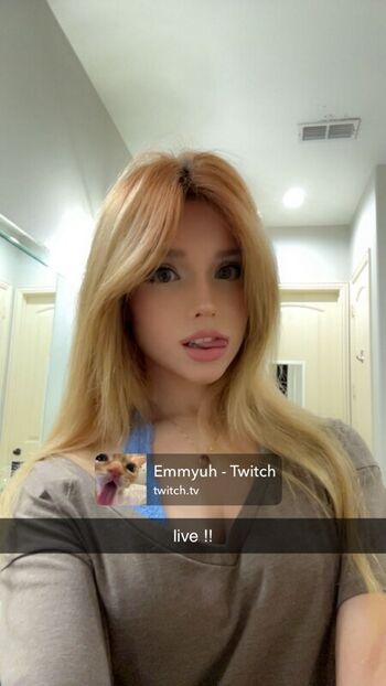 Full leaked Emmyuh private photo