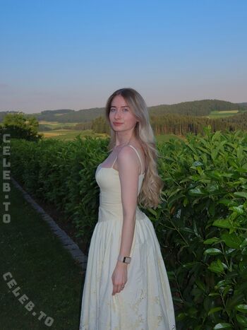 Full leaked Empresslaurasophie private photo