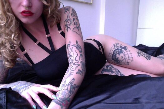 Full leaked Empressscarlett private photo