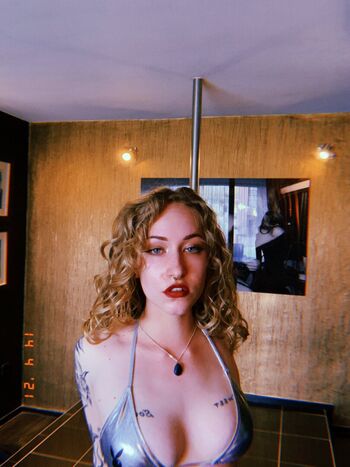 Full leaked Empressscarlett private photo