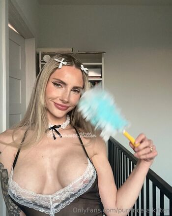 Full leaked Emscribbler page private onlyfans photo