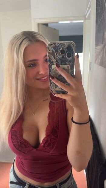 Full leaked Emsideyourmind private onlyfans photo