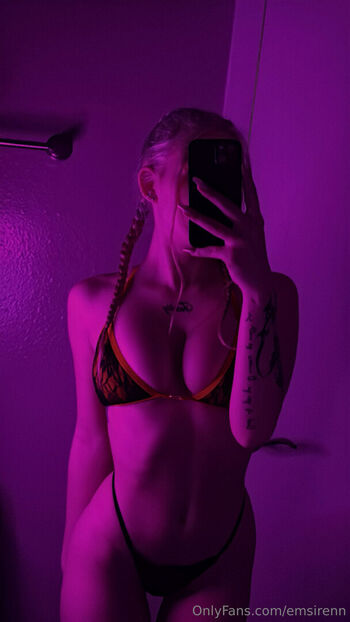 Full leaked Emsirenn private onlyfans photo