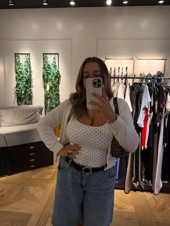 Full leaked Emy gauthier private photo