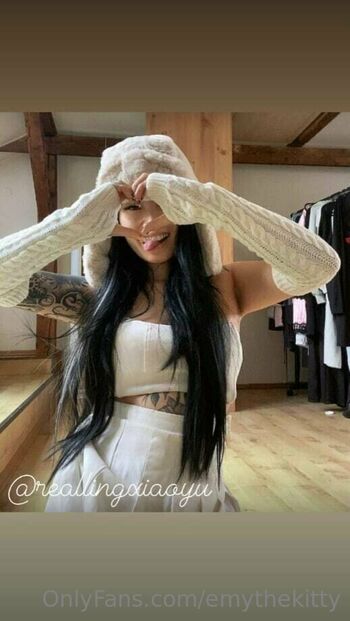 Full leaked Emythekitty private photo