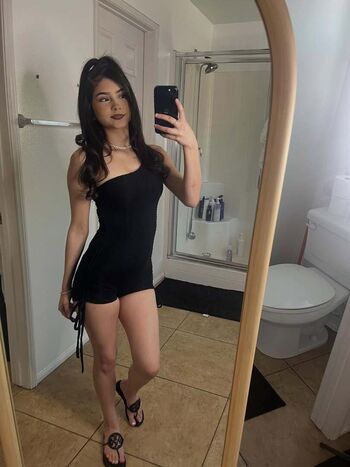 Full leaked Emyybaby private onlyfans photo