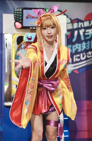 Full leaked Enako page private photo