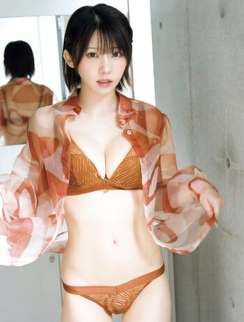Full leaked Enako private photo