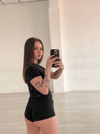 Full leaked Enina private photo