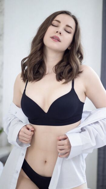 Full leaked Enji night page private onlyfans photo