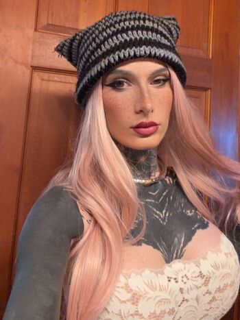 Full leaked Entirelyfree private photo