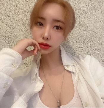 Full leaked Episode yeji private onlyfans photo