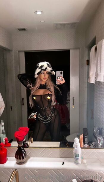 Full leaked Epixemily private photo