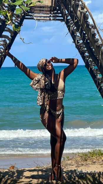 Full leaked Erika januza page private onlyfans photo