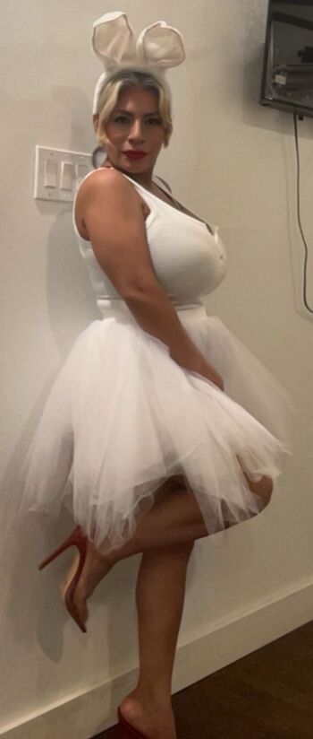 Full leaked Erikagurrion private onlyfans photo