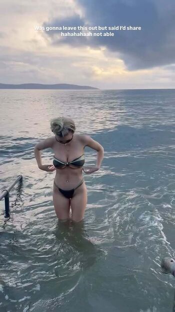 Full leaked Erin lally page private onlyfans photo