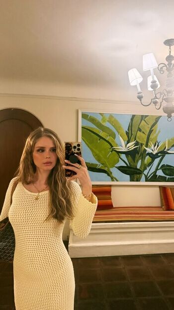Full leaked Erin moriarty private photo