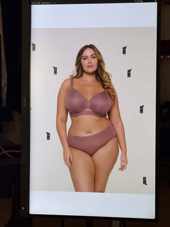 Full leaked Erinmhk private photo