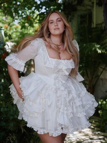 Full leaked Erinmhk private photo